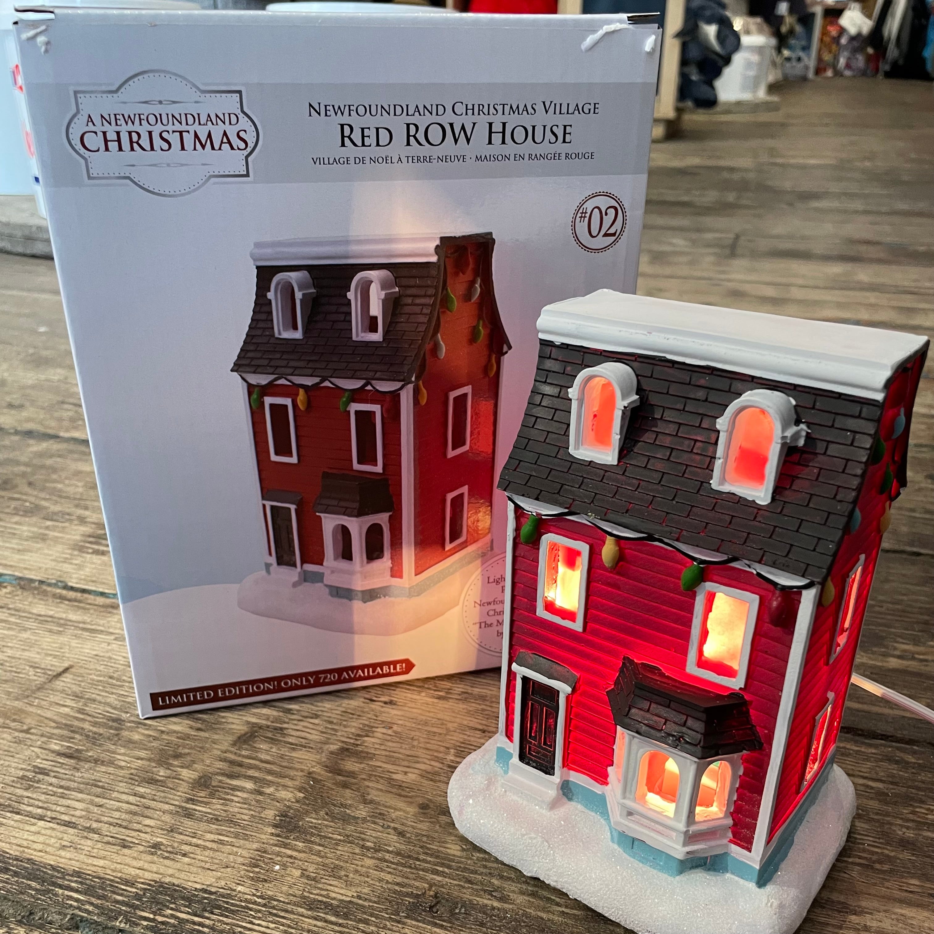 Newfoundland Light Up Village, Musical Red Row House #2 ***PRE-ORDER N ...